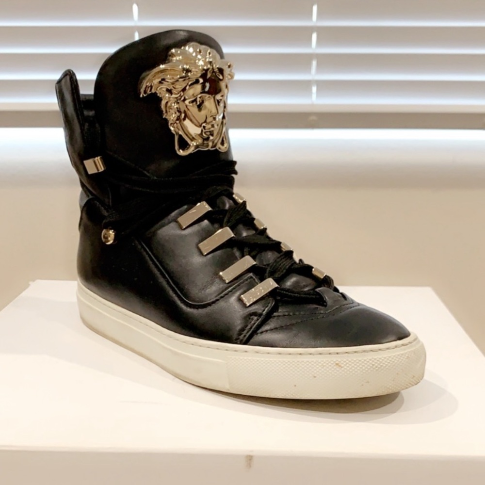 Versace unisex